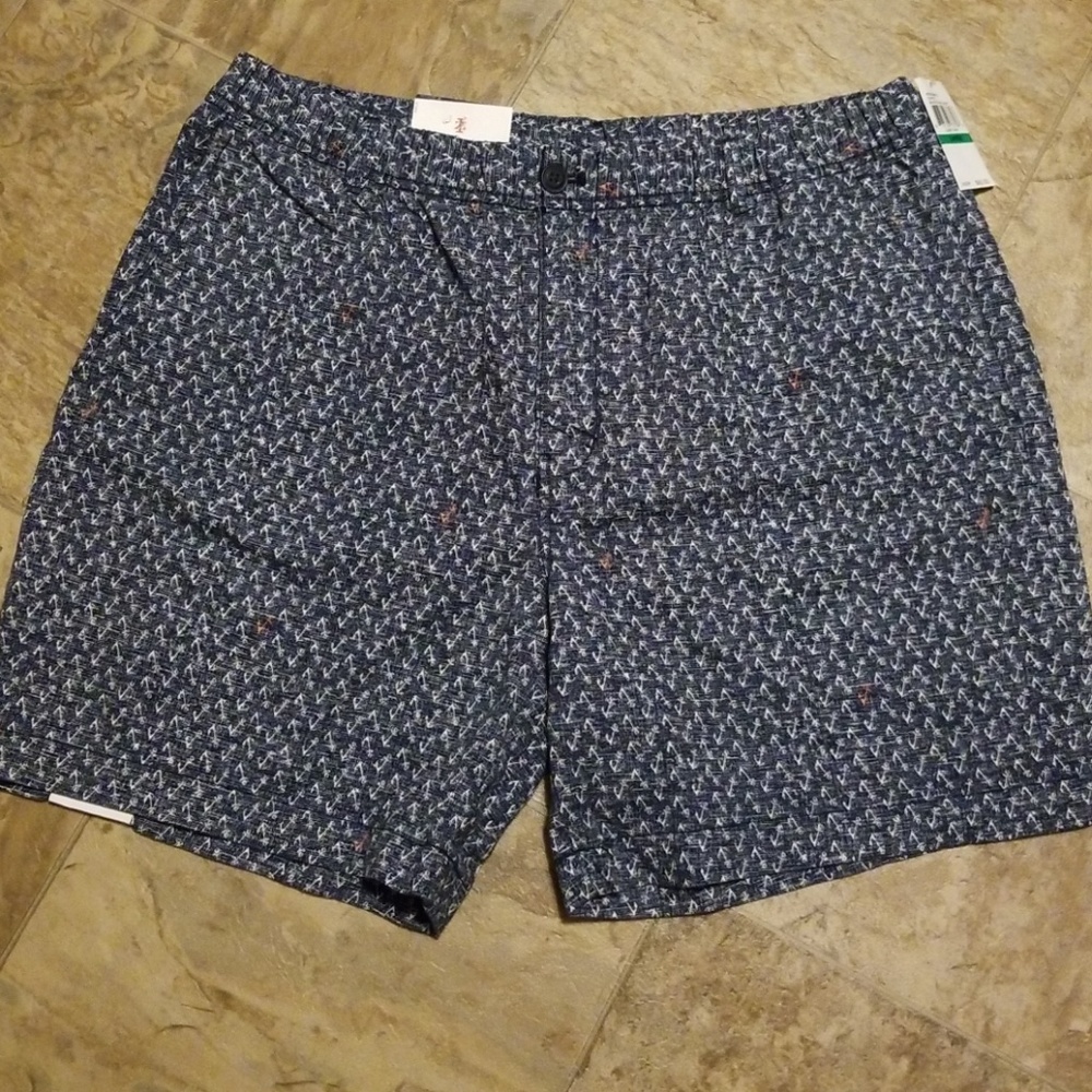 NWT Mens Izod shorts
